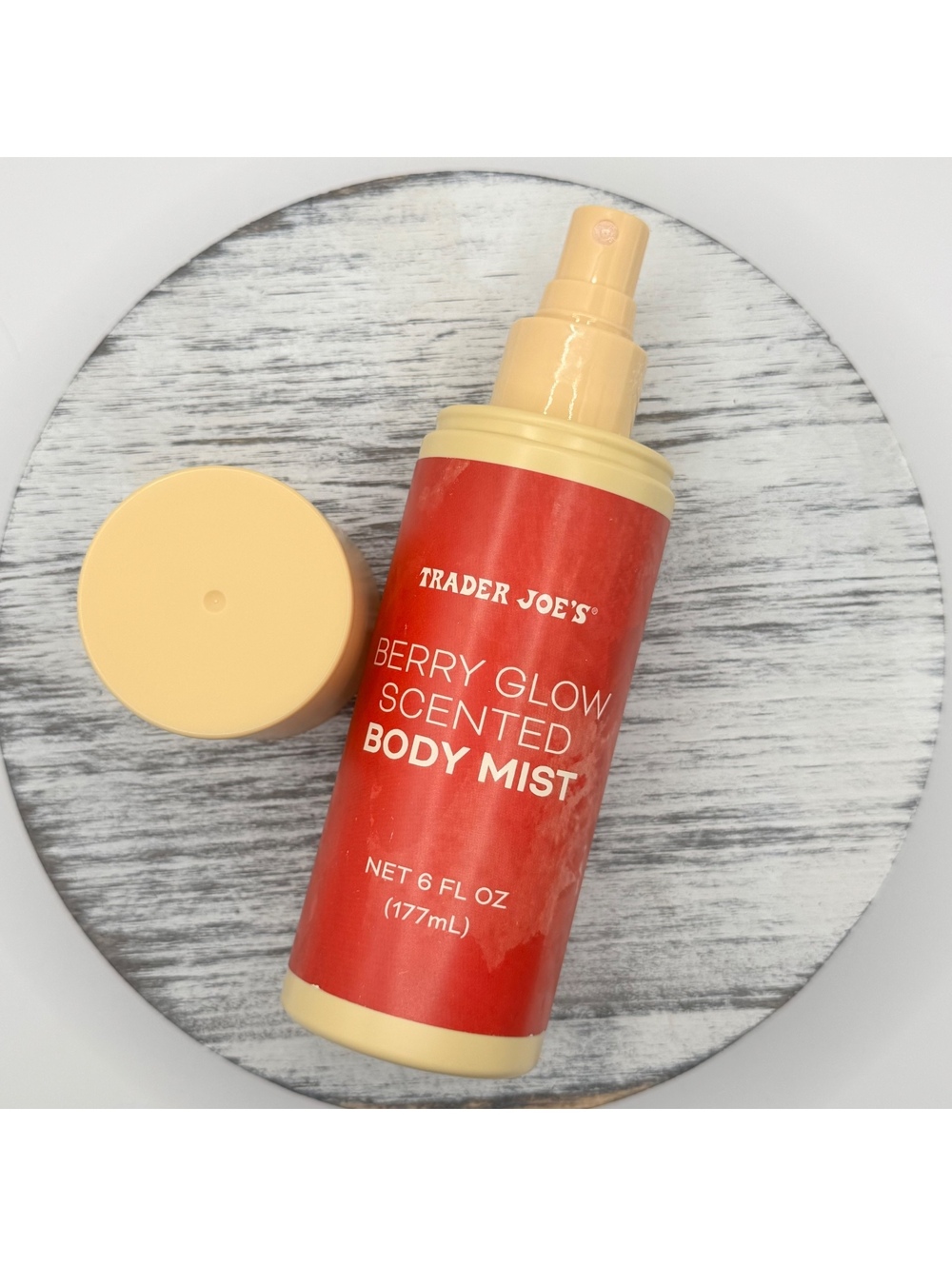 Trader Joe's Berry Glow Scented Body Mist 6 oz/177ml Body Spray Brand New No Box